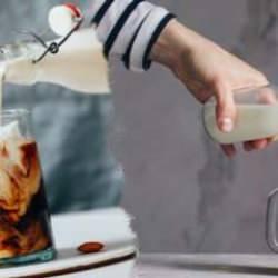 İçmeye doyamayacağınız enfes kahveleri evde yapın! Ev yapımı vanilyalı kahve kreması tarifi, nasıl yapılır?