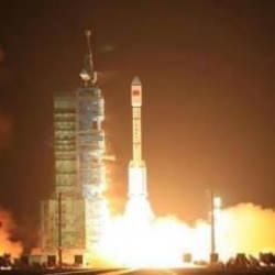 Çin "yeniden kullanılabilir" uzay aracını uzaya fırlattı!