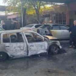 Kız arkadaşına &ccedil;arpan aracı kundakladı