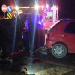 Eğlence d&ouml;n&uuml;ş&uuml; feci kaza: 1 &ouml;l&uuml;, 5 yaralı