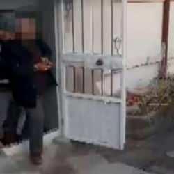 Uyuşturucuya alıştırdıkları kadınları fuhuşa zorladılar: 8 g&ouml;zaltı