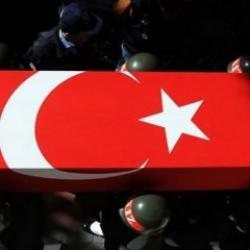 Şehitlerimizin acısını KKTC de paylaştı: Ersin Tatar'dan başsağlığı mesajı