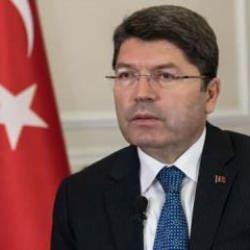 Adalet Bakanı Tun&ccedil;'tan yeni yıl mesajı: &Uuml;lkemizi darbe anayasasından kurtaracağız