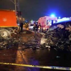 Son Dakika... Esenyurt'ta feci kaza: 2 kişi öldü, 2 kişi yaralandı