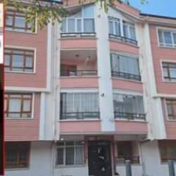 İntihar eden emlak&ccedil;ının eşi, kayınpederi tarafından &ouml;ld&uuml;r&uuml;ld&uuml;