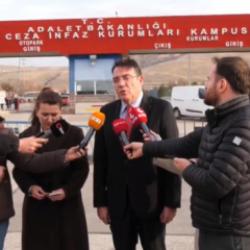 CHP'den 28 Şubat davasından tutuklu komutanlara ziyaret!