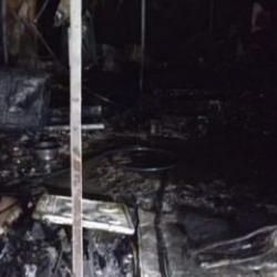 Hatay'da prefabrik evde yangın &ccedil;ıktı: 2 &ouml;l&uuml; 