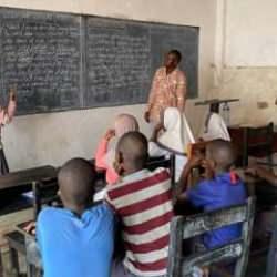İHH, Burundi’de İşitme Engelliler için İşaret Dili Dini Kavramlar Sözlüğü oluşturuyor