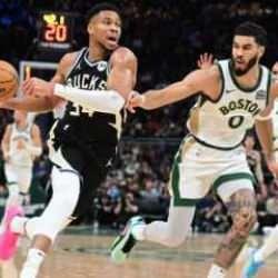 NBA'de Bucks, sahasında Celtics'i farklı yendi