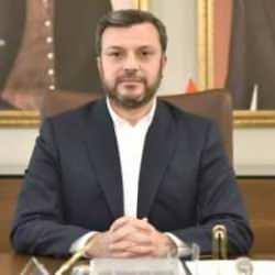 AK Parti Adana Büyükşehir Belediye Başkan adayı Fatih Mehmet Kocaispir kimdir ve aslen nerelidir?