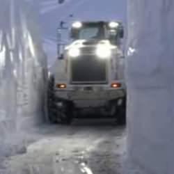 Y&uuml;ksekova&rsquo;da devasa kar t&uuml;nelleri oluştu