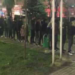 Bursa'da durdurulan 2 minibüste, 2'si organizatör 47 kaçak göçmen yakalandı