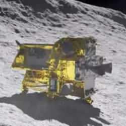 Ay'a indikten sonra bataryası bitmişti: Japonya, g&uuml;neş paneli sorununu &ccedil;&ouml;zd&uuml;!