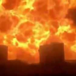 Benzin istasyonunda b&uuml;y&uuml;k patlama