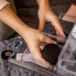 Makyaj malzemelerini nasıl düzenleyebilirsiniz? Makyaj çantası düzenleme yolları