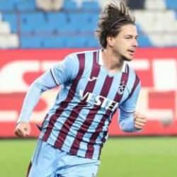 PFDK, Trabzonspor'un yıldızına 3 maç men cezası verdi