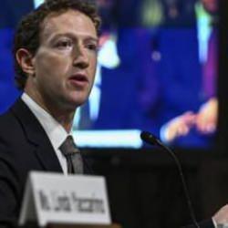 Sosyal medya kurbanlarının aileleri ile Zuckerberg, karşı karşıya geldi: 'Ellerin kanlı!'