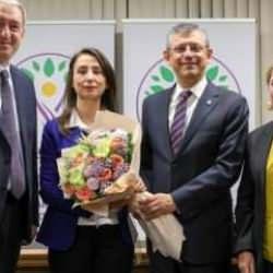 Dem Parti İstanbul'da aday &ccedil;ıkarma kararını nasıl aldı?