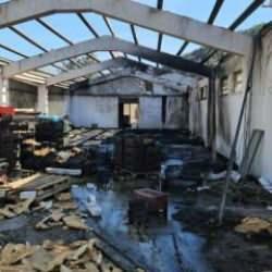 Kağıthane'de depo yangını: Faciadan d&ouml;n&uuml;ld&uuml;!