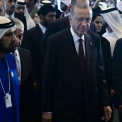 Başkan Erdoğan BAE'de! Dikkat çeken kareler!