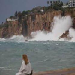 Batı Akdeniz için fırtına uyarısı