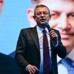 CHP lideri &Ouml;zg&uuml;r &Ouml;zel: Başaramadık