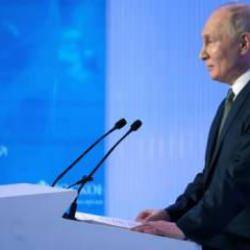 Putin: "Kanser aşısı üretmeye yaklaştık"