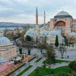 Tüm zamanların turizm rekoru! Milyonlar İstanbul’a aktı