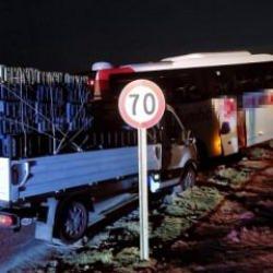 Aydın'da zincirleme kaza: 2 kişi &ouml;ld&uuml;, 2 kişi yaralandı!