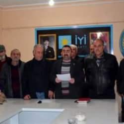 İYİ Parti'de deprem! 2 Başkan Yardımcısı ve 400'&uuml; aşkın &uuml;ye istifa etti