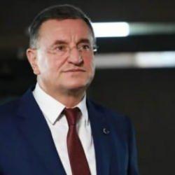 Lütfü Savaş Hatay'da Haluk Levent'i yuhalattı