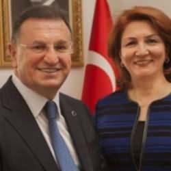 Lütfü Savaş'ın eşinden 'Atatürk'lü atak: Karşı hamleye geçtiler