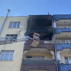 Misafirliğe geldiği evde çıkan yangında hayatını kaybetti