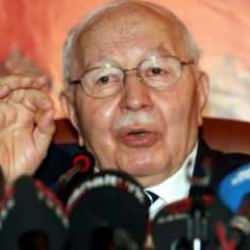 Necmettin Erbakan'ı asıl kim hapsettirmek istedi? İşte t&uuml;m s&uuml;re&ccedil; 