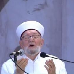 Necmettin Nursa&ccedil;an Hoca&rsquo;dan Berat Kandili duası!