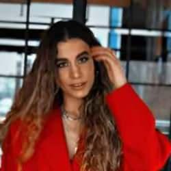 Zeynep Mayruk kimdir ve kaç yaşındadır? Zeynep Mayruk ne iş yapıyor? Biyografisi...