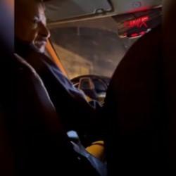 B&ouml;yle taksici esnafı olmaz! Taksimetreyi a&ccedil;madı fazla para istedi