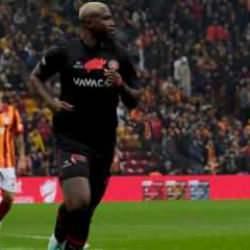 Fatih Karagümrük, Galatasaray'ı kupanın dışına itti