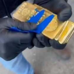 Hakkari'de 221 kilogram külçe altın ele geçirildi