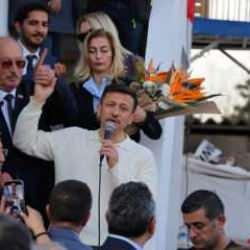 Hamza Dağ, İnciraltı'ndaki arsa mağdurlarına m&uuml;jdeyi verdi