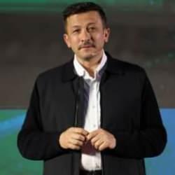 Hamza Dağ'dan gen&ccedil;leri sevindiren haber:  İlk bine giren &ouml;ğrencilere başarı &ouml;d&uuml;l&uuml;