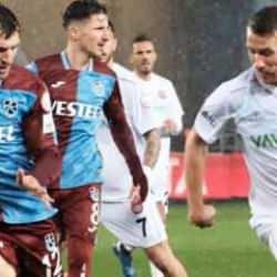 Akyazı'da gol yağmuru! Trabzonspor, Karagümrük'ü sahadan sildi