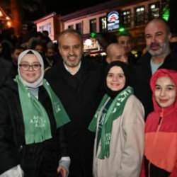 Simit ve tahanlı Başkan Alinur Aktaş&rsquo;tan, &ccedil;aylar Varank&rsquo;tan