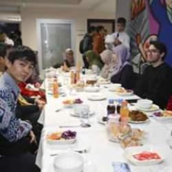 YTB Türkiye burslusu uluslararası öğrenciler, Türkiye'de ramazanı anlattı