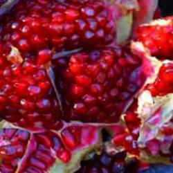 Mucizevi besin narın bilinmeyen faydaları! Kırmızı narın ve nar suyunun faydaları...