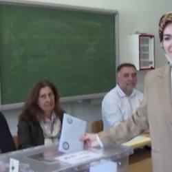 Aile ve Sosyal Hizmetler Bakanı Göktaş, oyunu Ankara'da kullandı