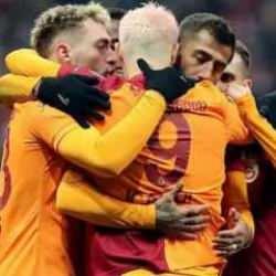 Galatasaray nisan ayında sadece 5 maça çıkacak!