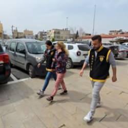 &Ccedil;ocuk parkında 420 gram altın &ccedil;alan kadın tutuklandı