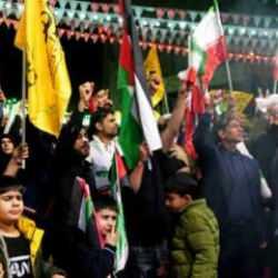 İran'da halk sokaklara d&ouml;k&uuml;ld&uuml;! H&uuml;k&uuml;met ve orduya savaş &ccedil;ağrısı!