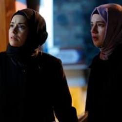 Kızıl Goncalar'ı o tarihte izleyemeyeceksiniz! Seyirci başlamasını umut ediyordu ama...